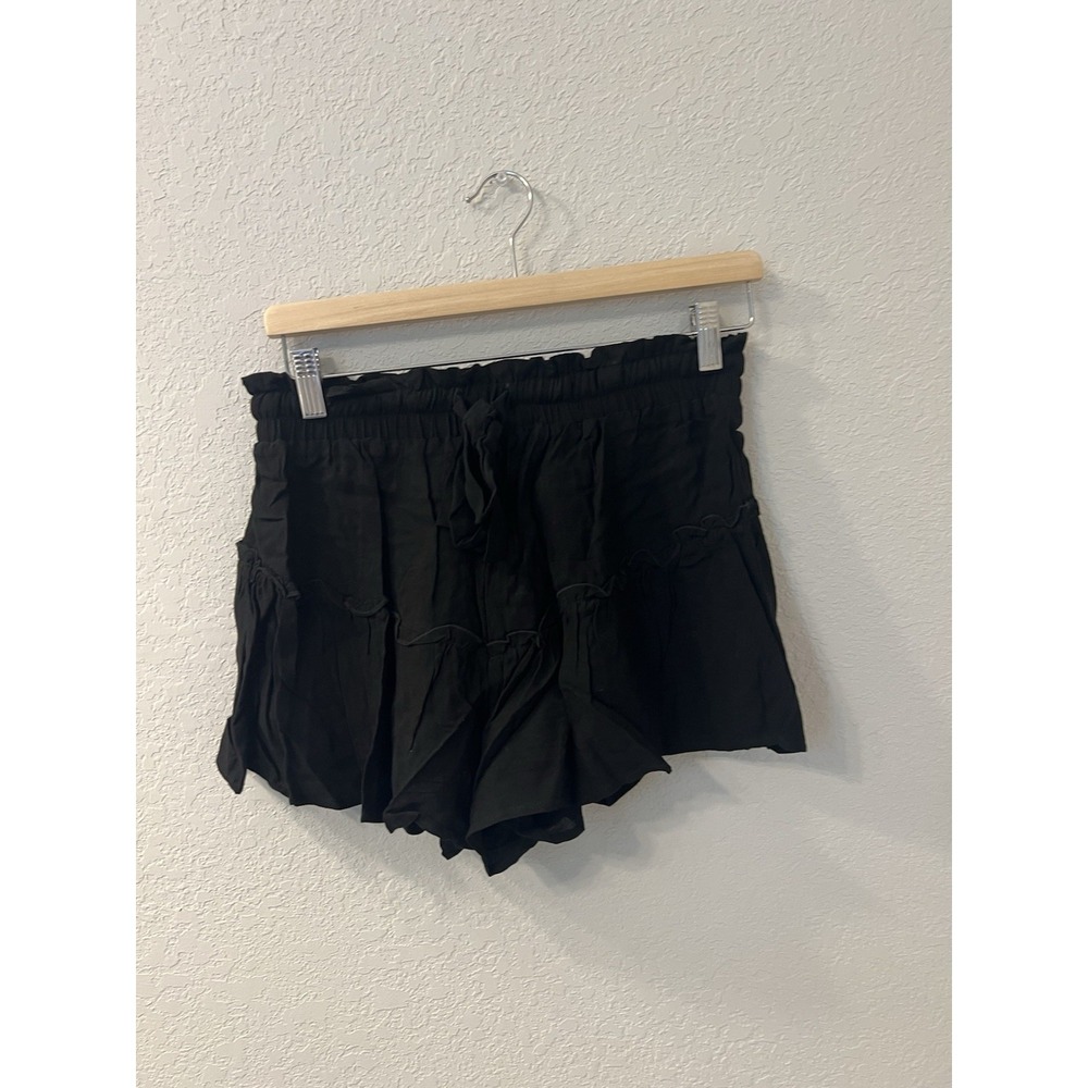 Illa Illa Shorts Women Black Tiered Ruffle Boho High Rise SIZE M